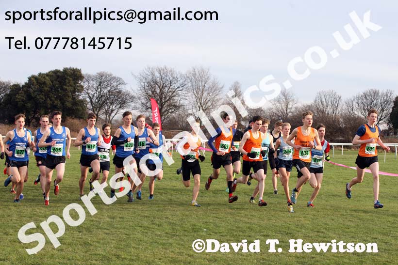 Mens under-20s North Eastern Cross Country, Redcar. Photo:  David T. Hewitson/Sports for All Pics